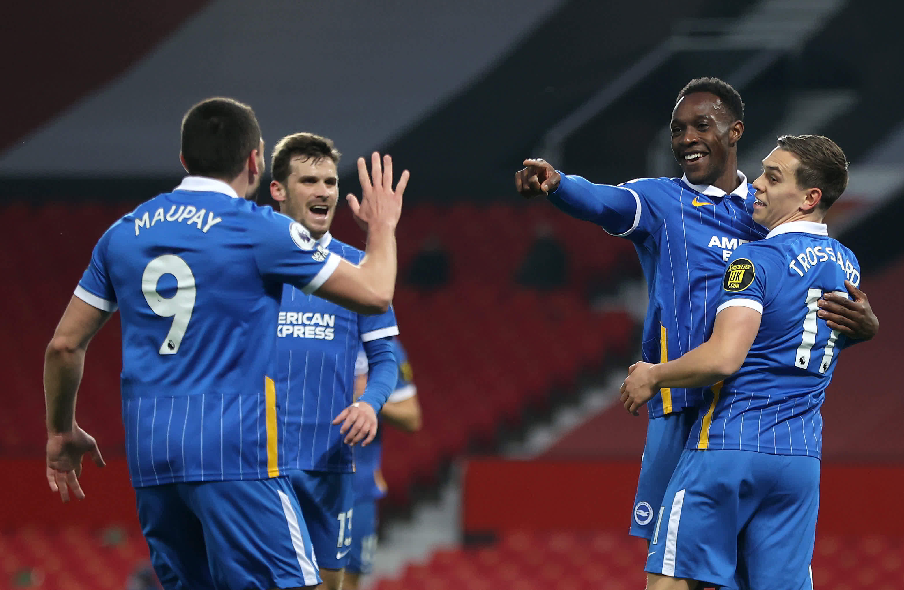 比肩詹姆斯 比肩詹姆斯